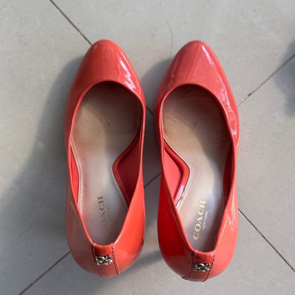 Coach Nala Bright Coral Patent Leather Pumps Heels Size 7